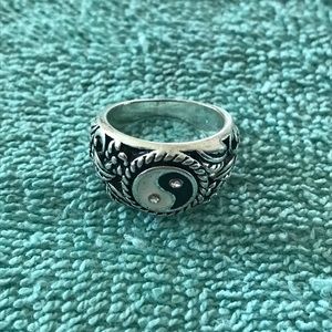 Ying Yang Ring